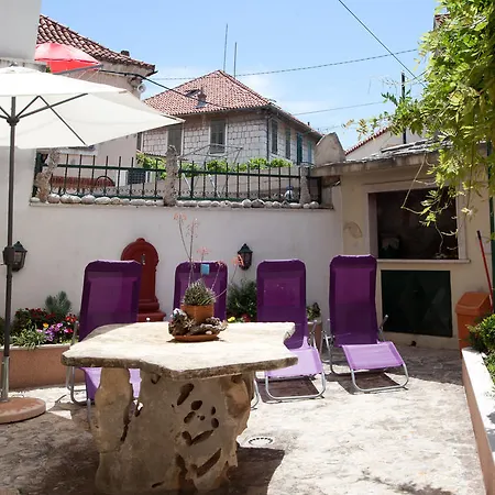 Apartment Four Stars