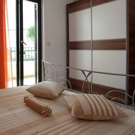 Apartment Four Stars
